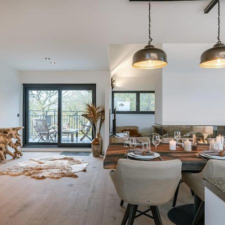 Huswell - Luxurious Apartment With Parking Бернем Экстерьер фото